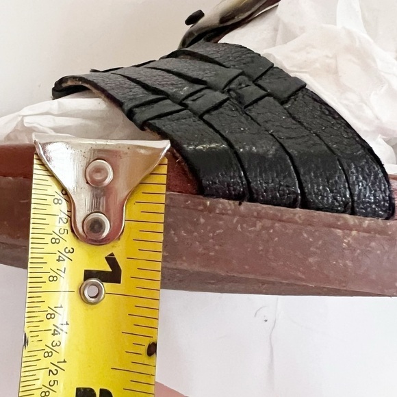 Naya Arnelli Black Leather T-Strap Heel Sandal Size 10 - Picture 8 of 15